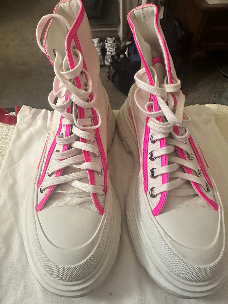 Alexander Mcqueen Tread Slick Flou Pink Sneaker Boots